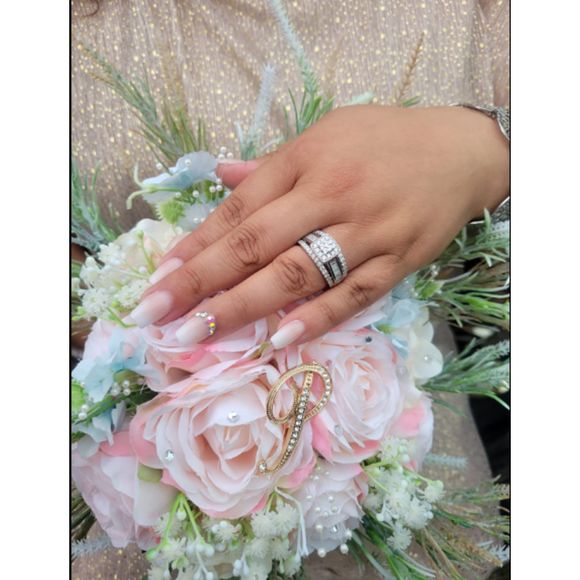 LESING Bridal Wedding Bouquet -Artificial Rose, Hydrangea, Baby's Breath Thistle - Picture 13 of 15